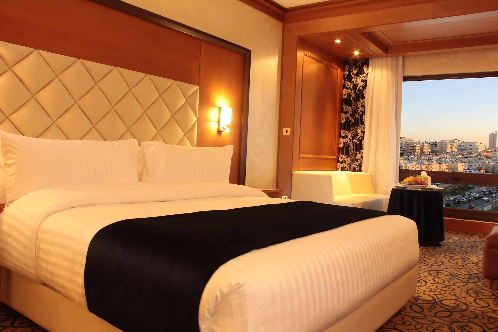 Thousand Nights Hotel Amman Zewnętrze zdjęcie A room at the hotel